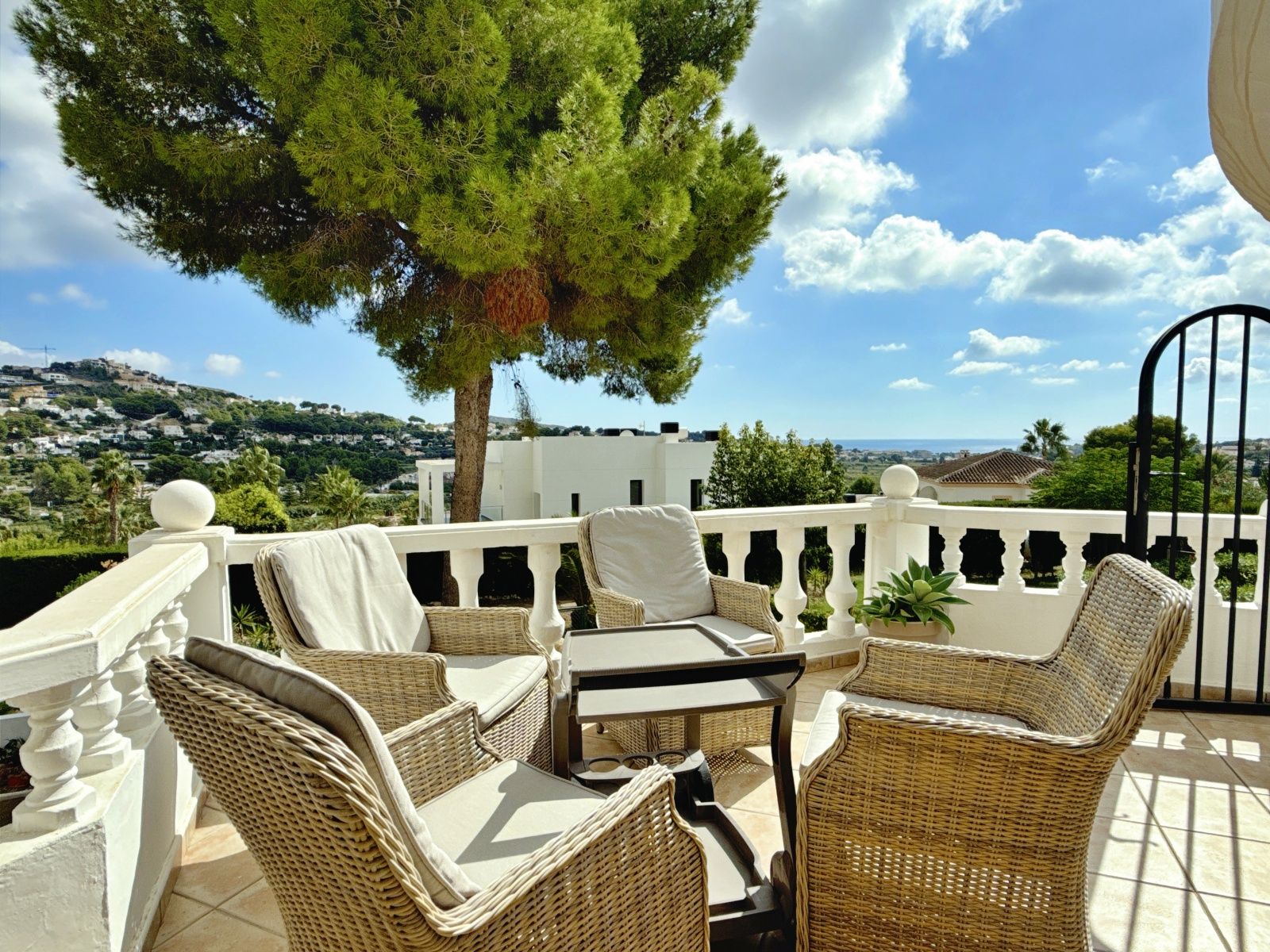 3-Bedroom Townhouse for Sale in Sol Park, Moraira with Sea Views