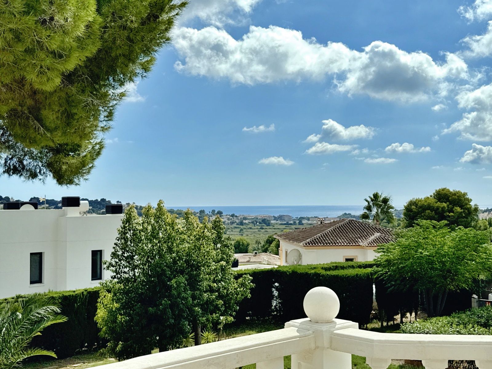 3-Bedroom Townhouse for Sale in Sol Park, Moraira with Sea Views