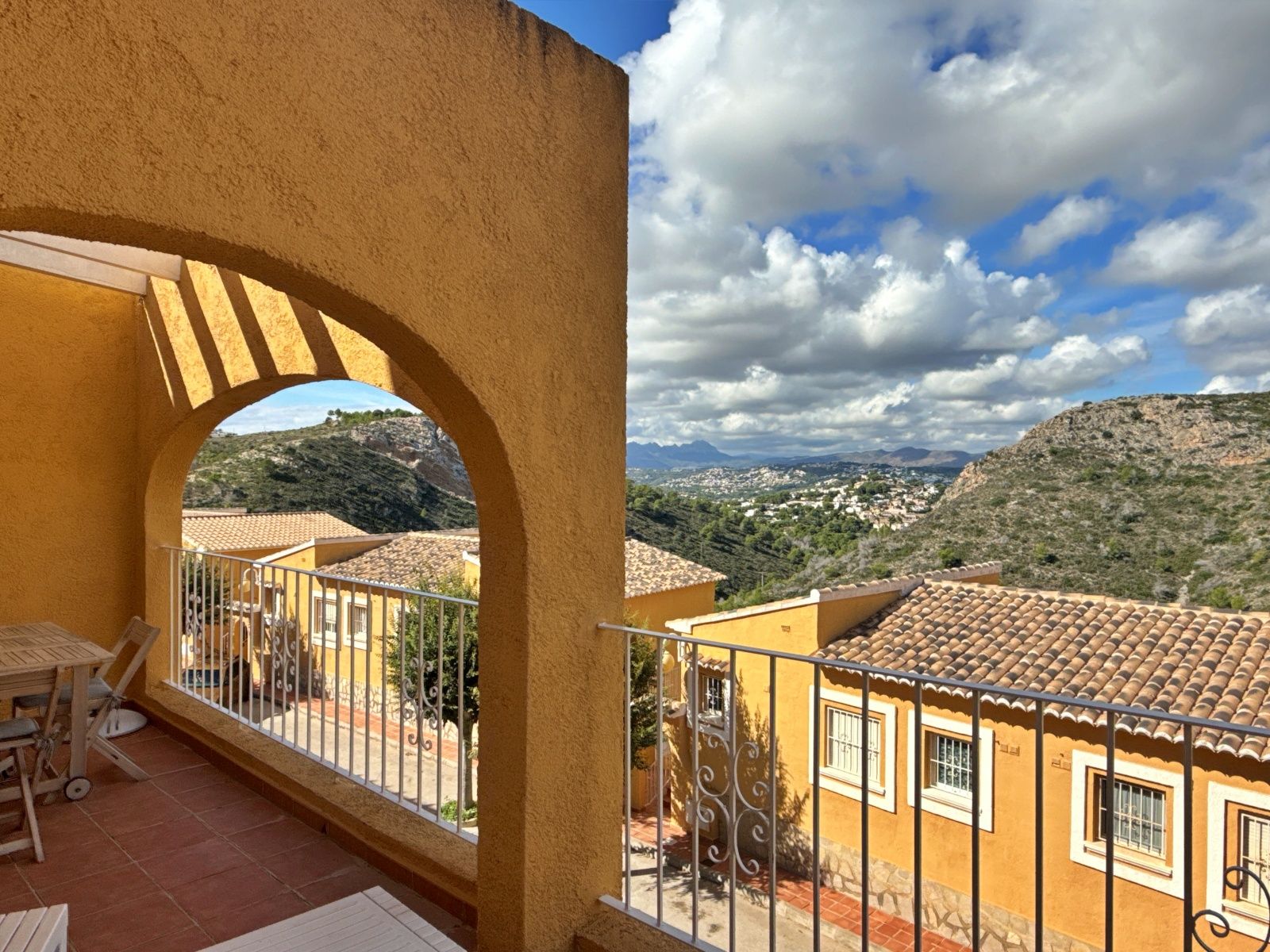 2-Bedroom Apartment in Montecala, Benitachell