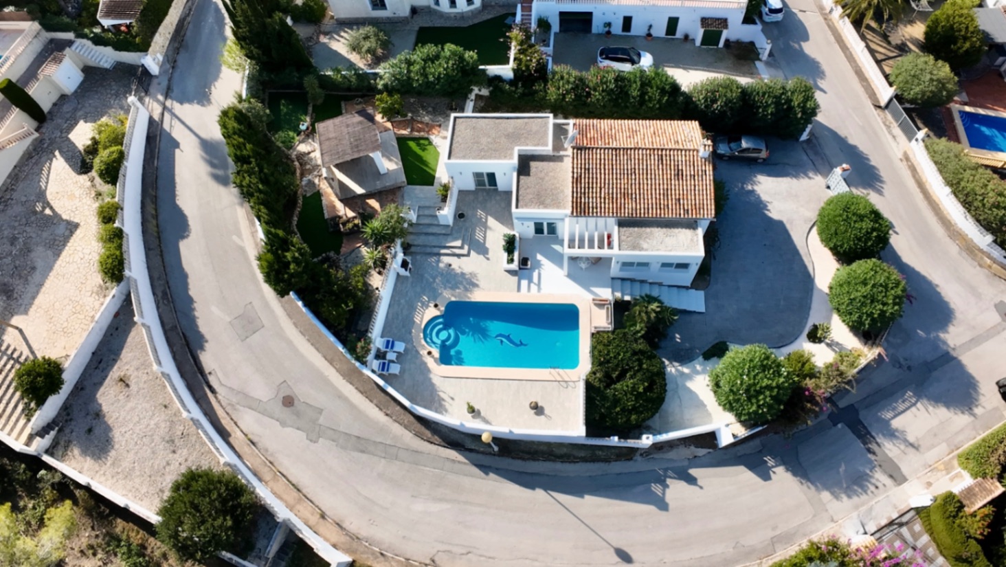Villa for sale with Montgó views