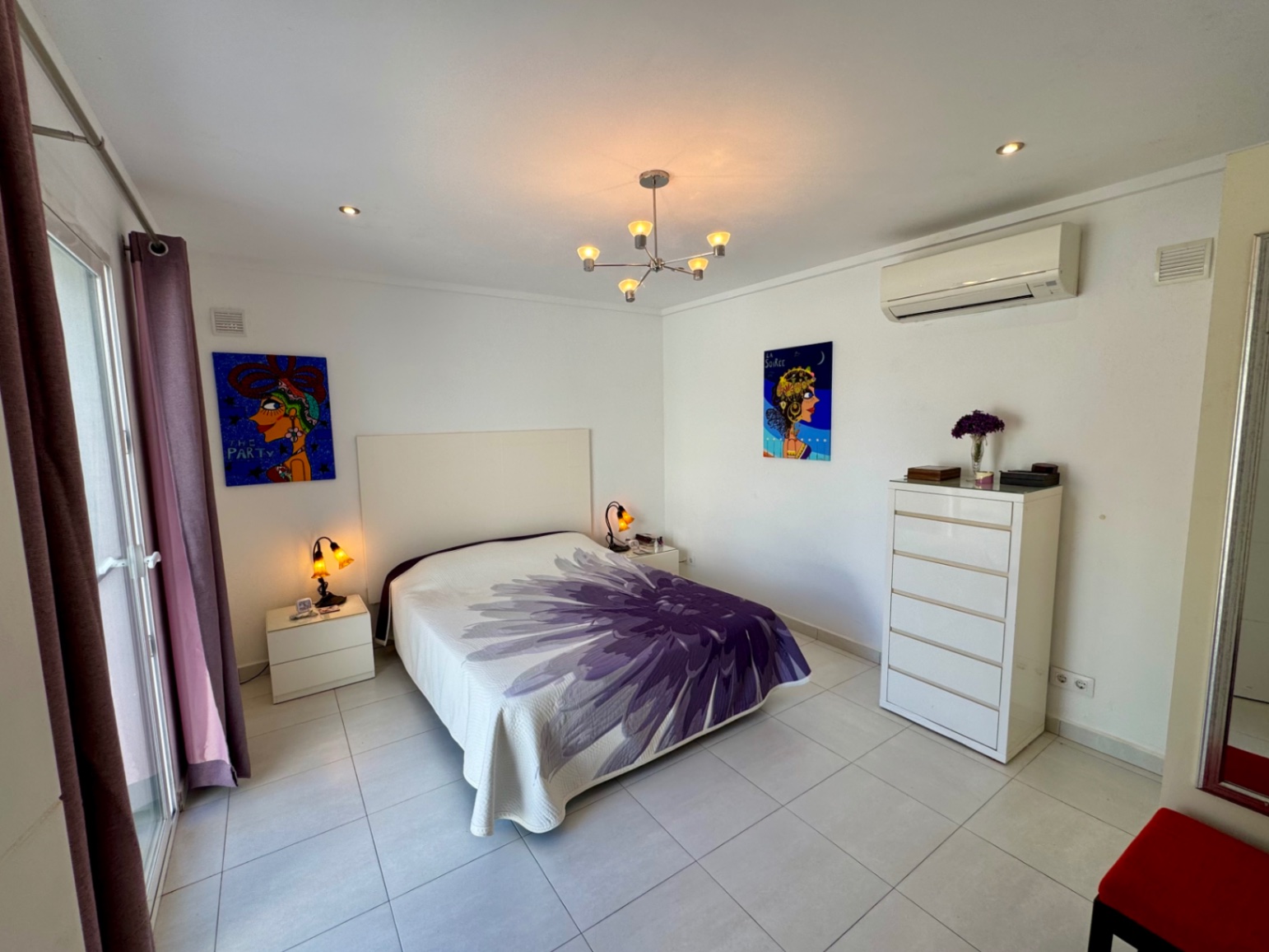 Villa for sale with Montgó views