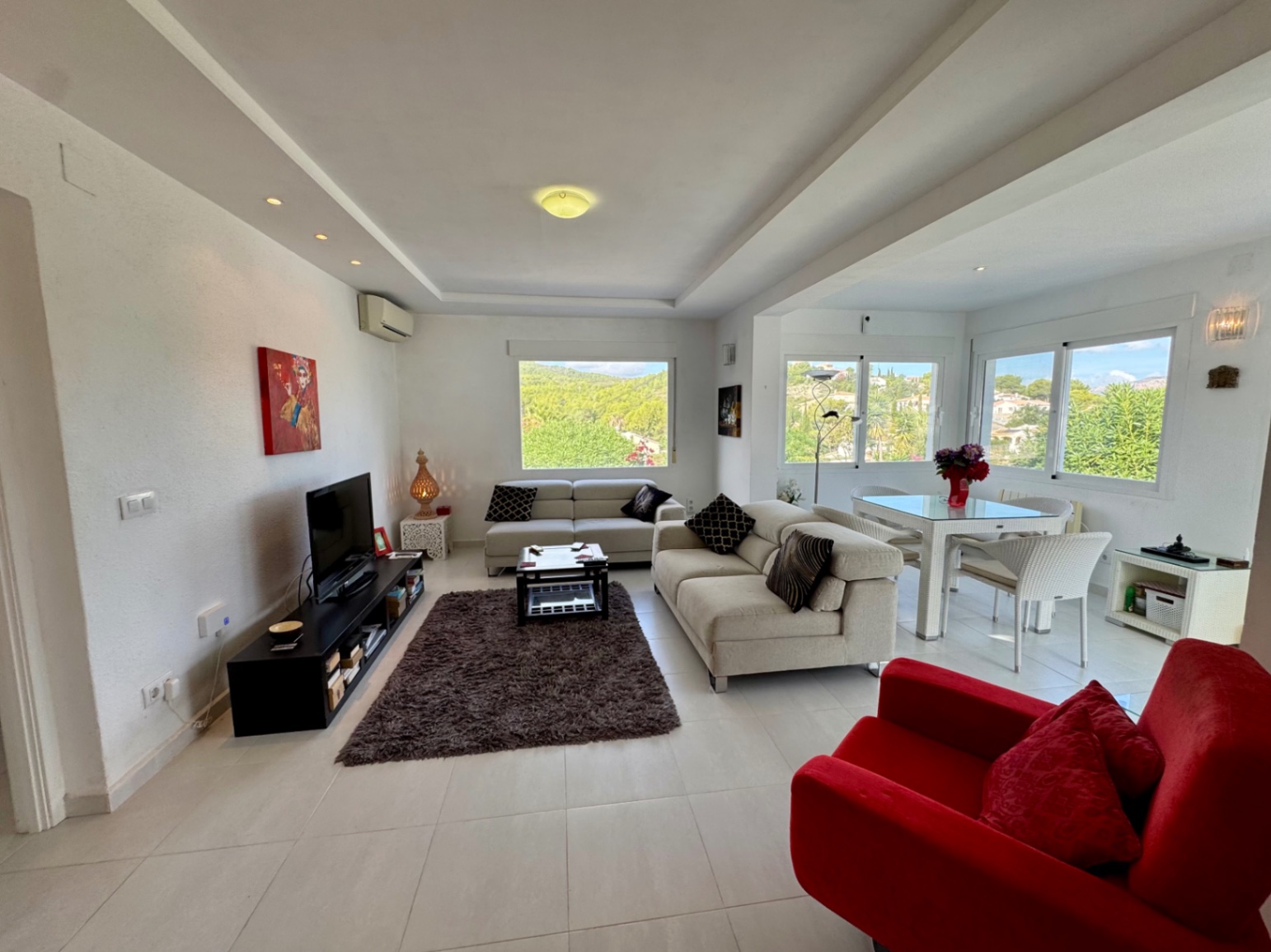 Villa for sale with Montgó views