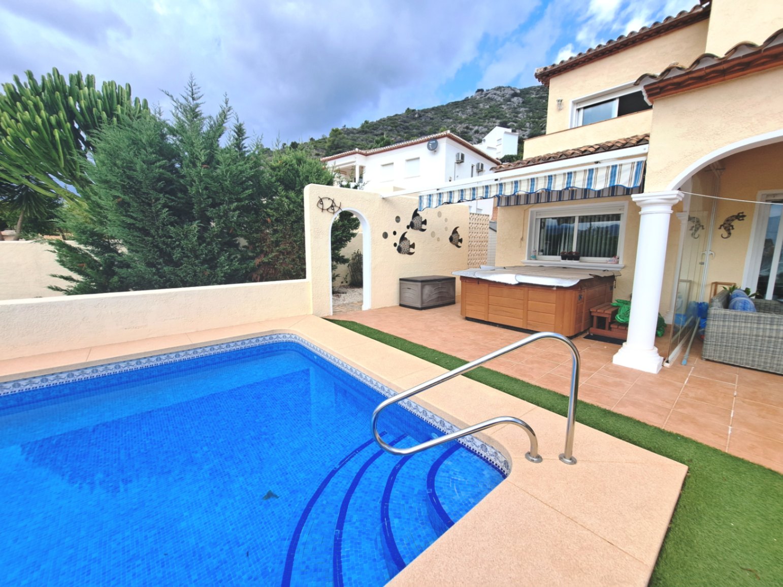 Amazing villa for sale in Valle Paraiso