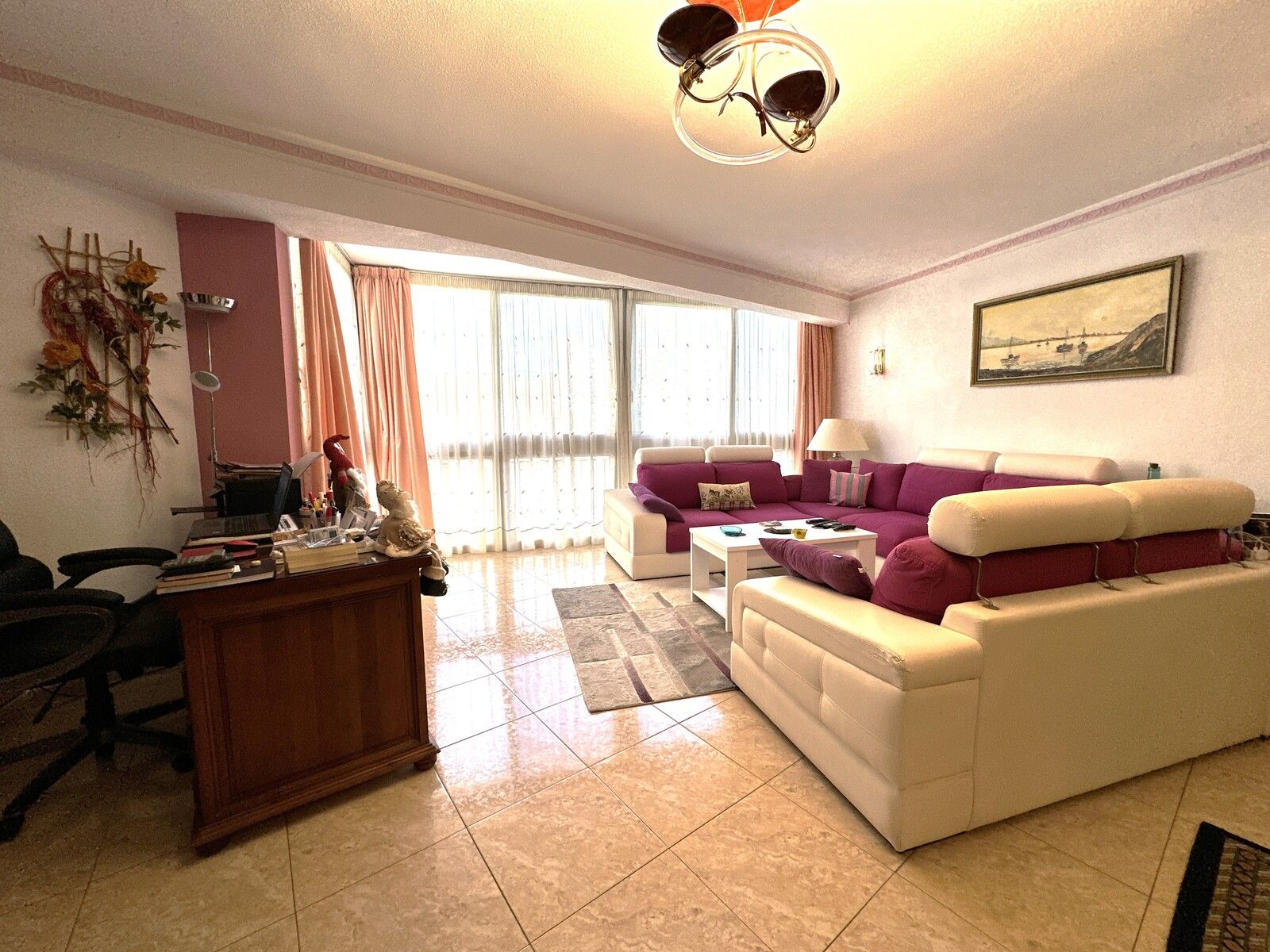 Spacious Apartment within Walking Distance to Amenities and a 350m Walk to Calpe's Arenal Bol Beach