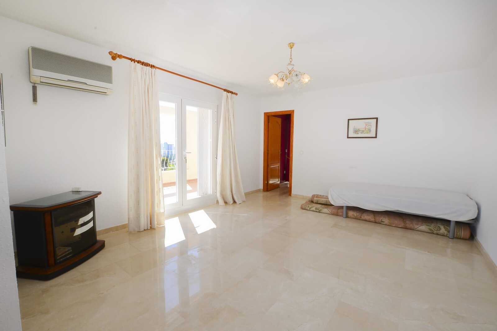 Villa con vistas al mar en venta en Ortenbach, Calpe