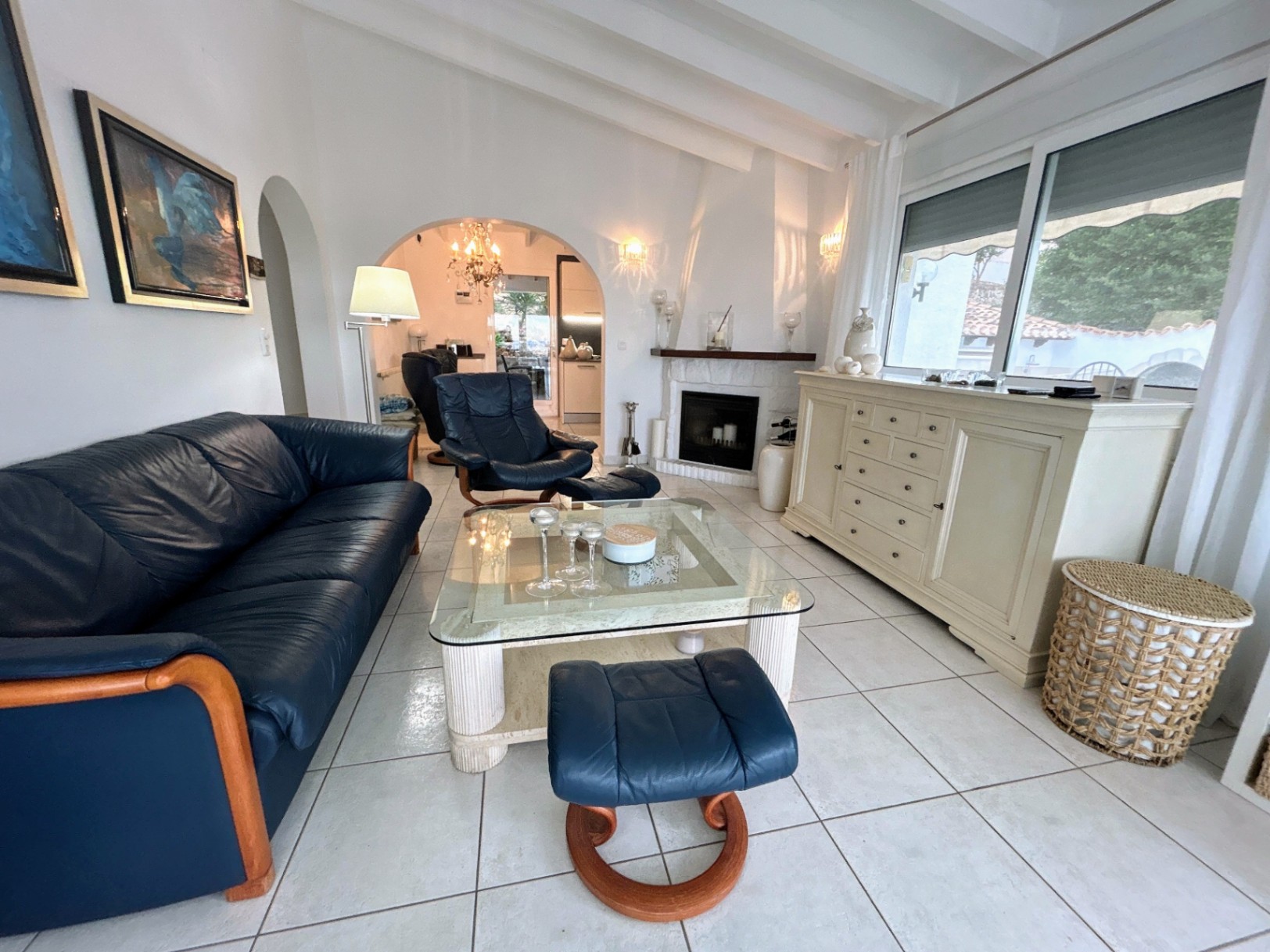 Villa moderna con vistas al mar y alojamiento independiente – Pego