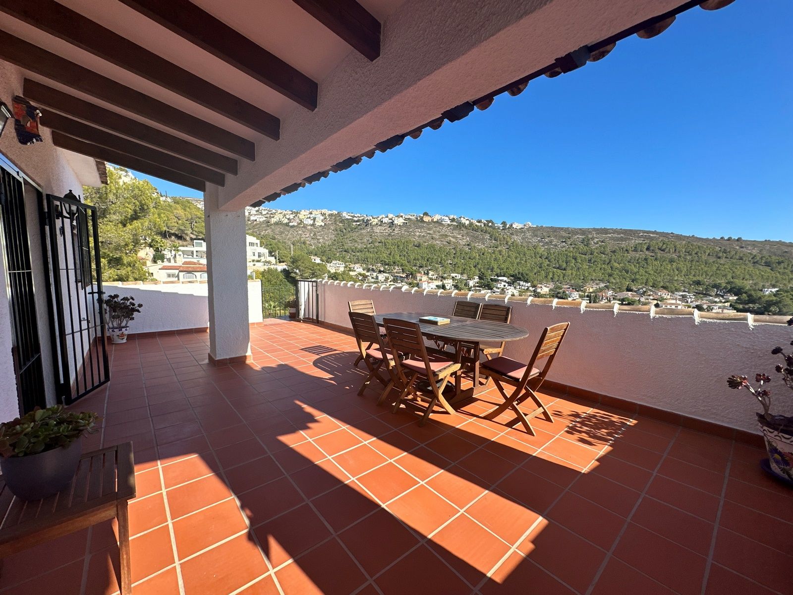 Apartment for sale in Verde Pino, Moraira, with sea views