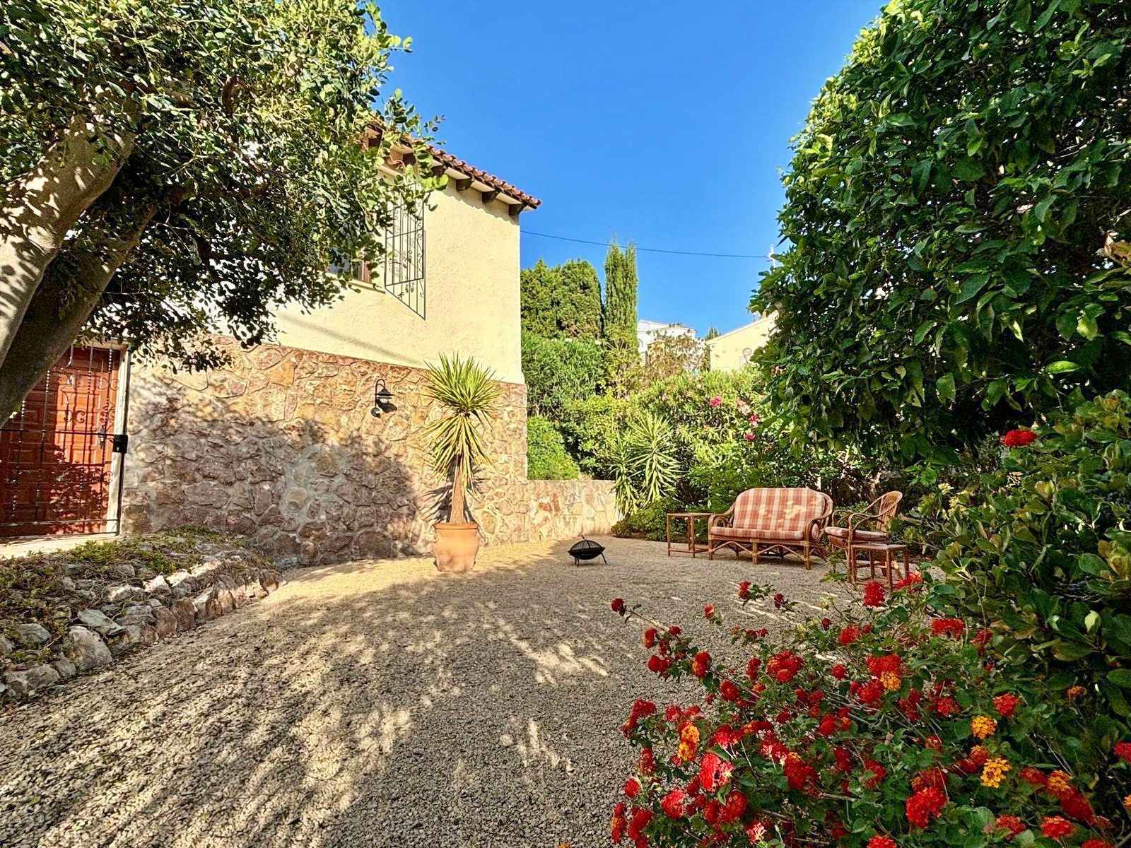 Long-term rental available from September 2026.