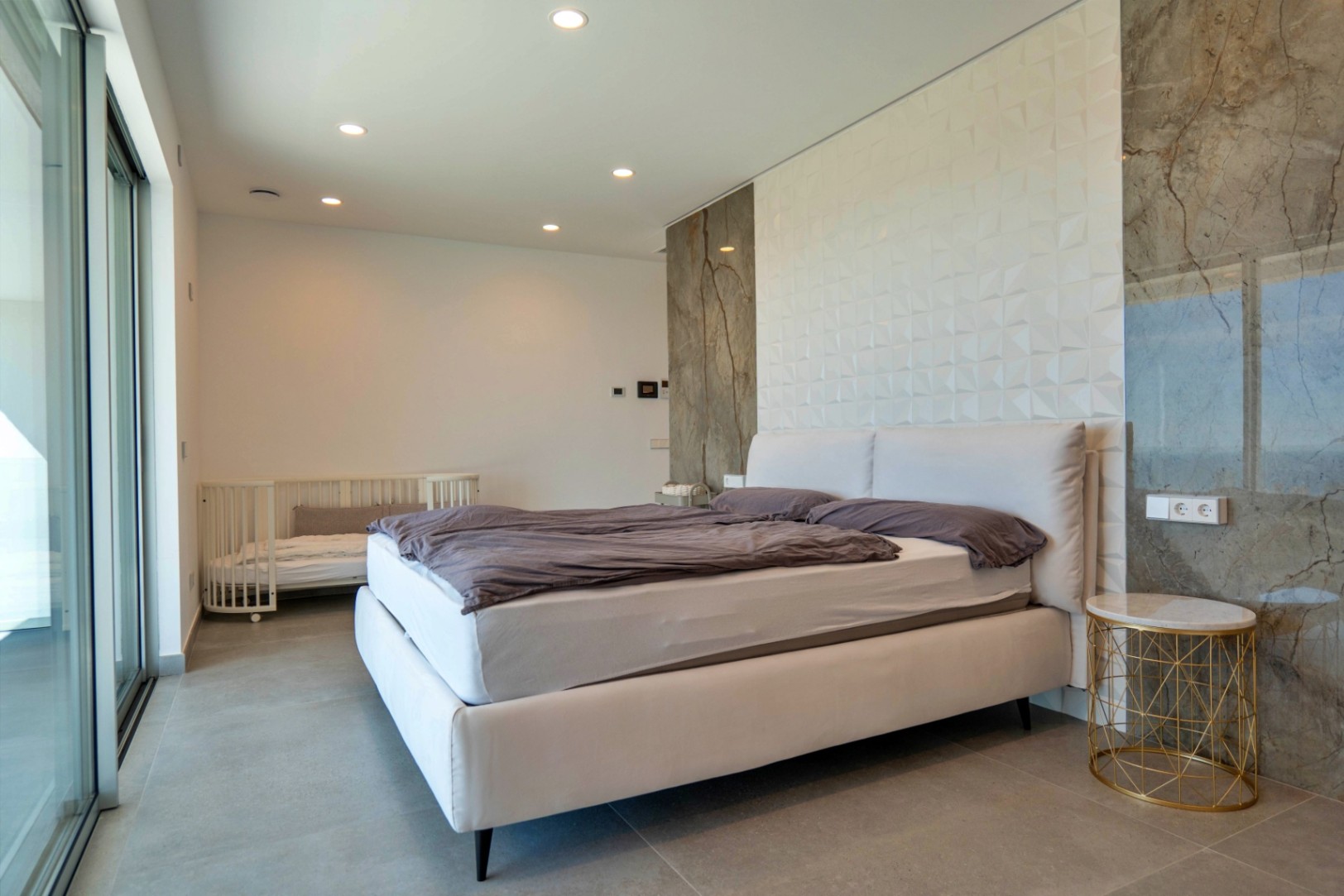 Luxury modern villa for sale in Calpe with panoramic views 