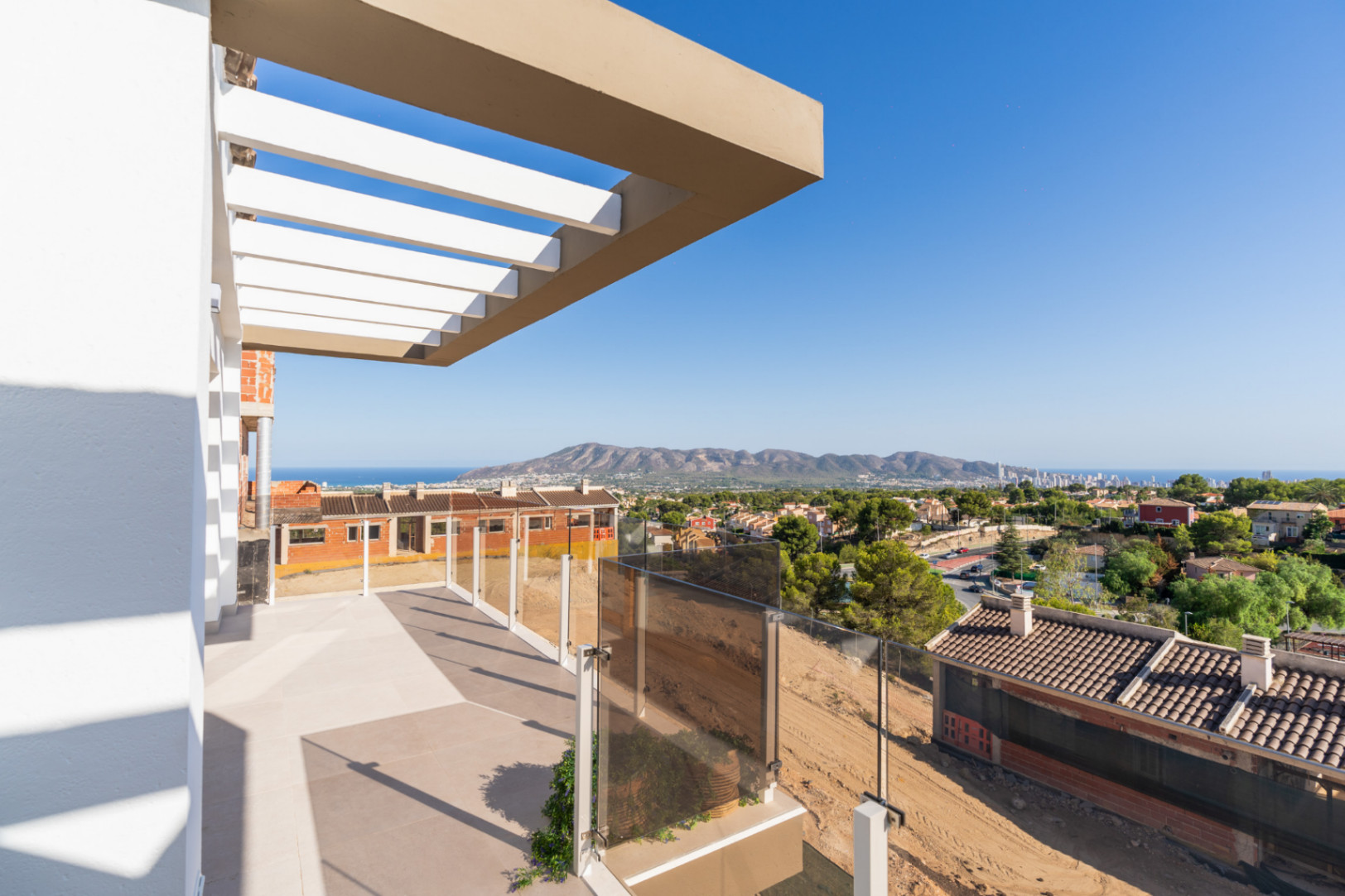 New project under construction of 4-bedroom semi-detached homes in La Nucia