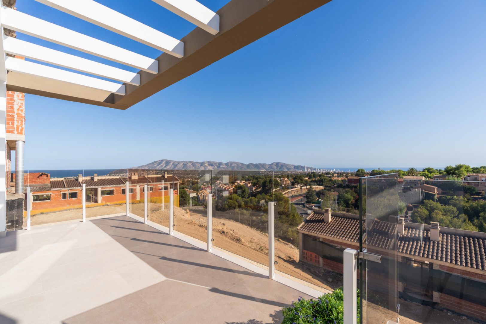New project under construction of 4-bedroom semi-detached homes in La Nucia