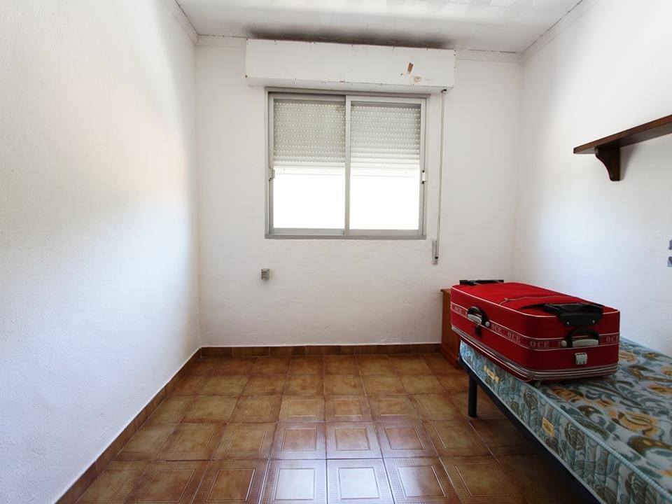Propriété commerciale à vendre à Orba