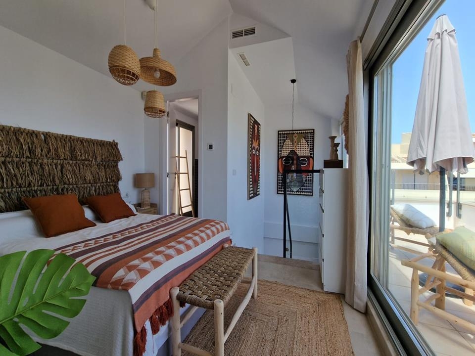 Winter rental - Available from October 1, 2026, to May 31, 2027.