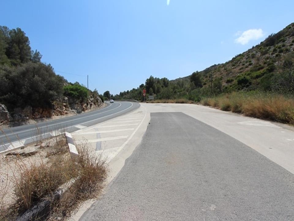 Commercial plot for sale in Teulada