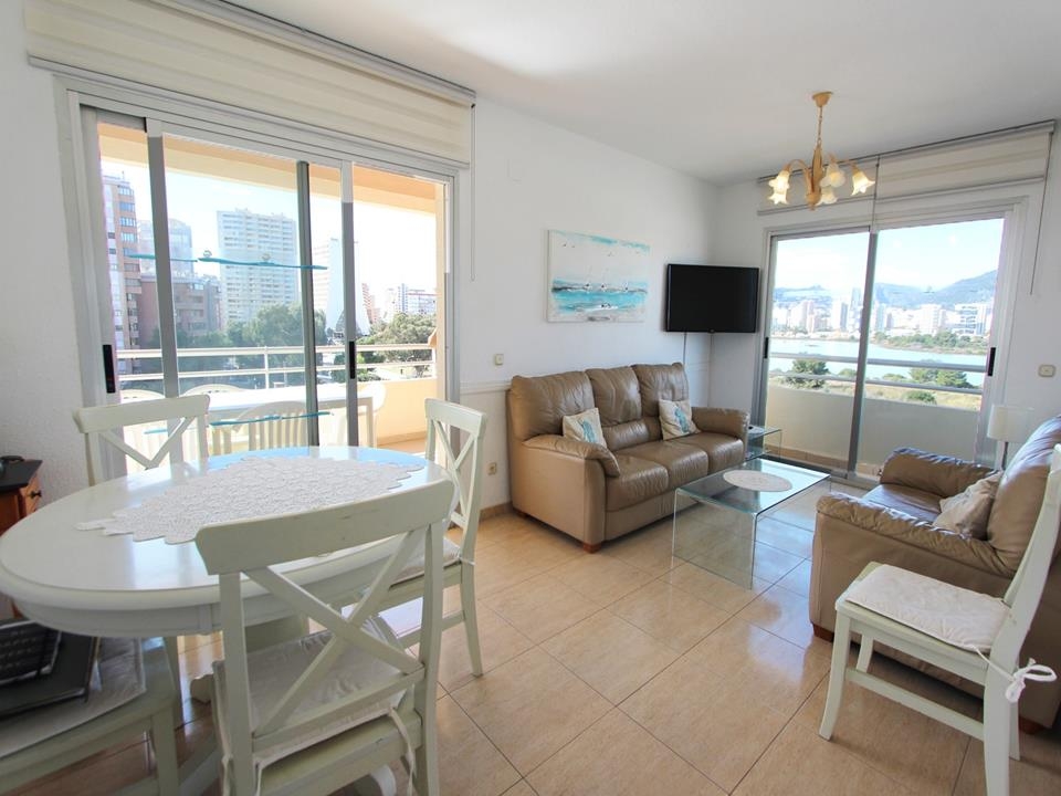 Ce fantastique appartement avec vue sur la mer en première ligne à vendre à Calpe