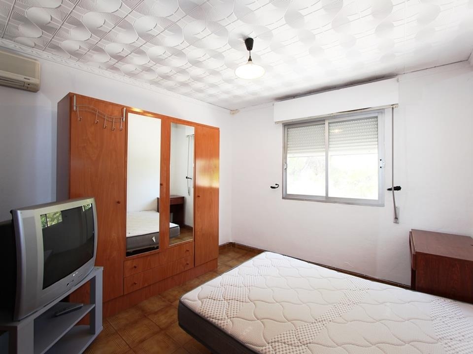 Propriété commerciale à vendre à Orba